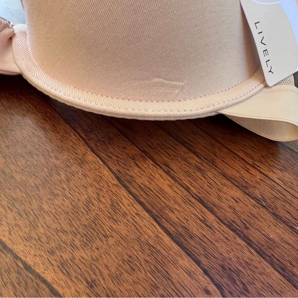 Lively T-Shirt Bra NWT Toasted Almond 32DD - Picture 2 of 7